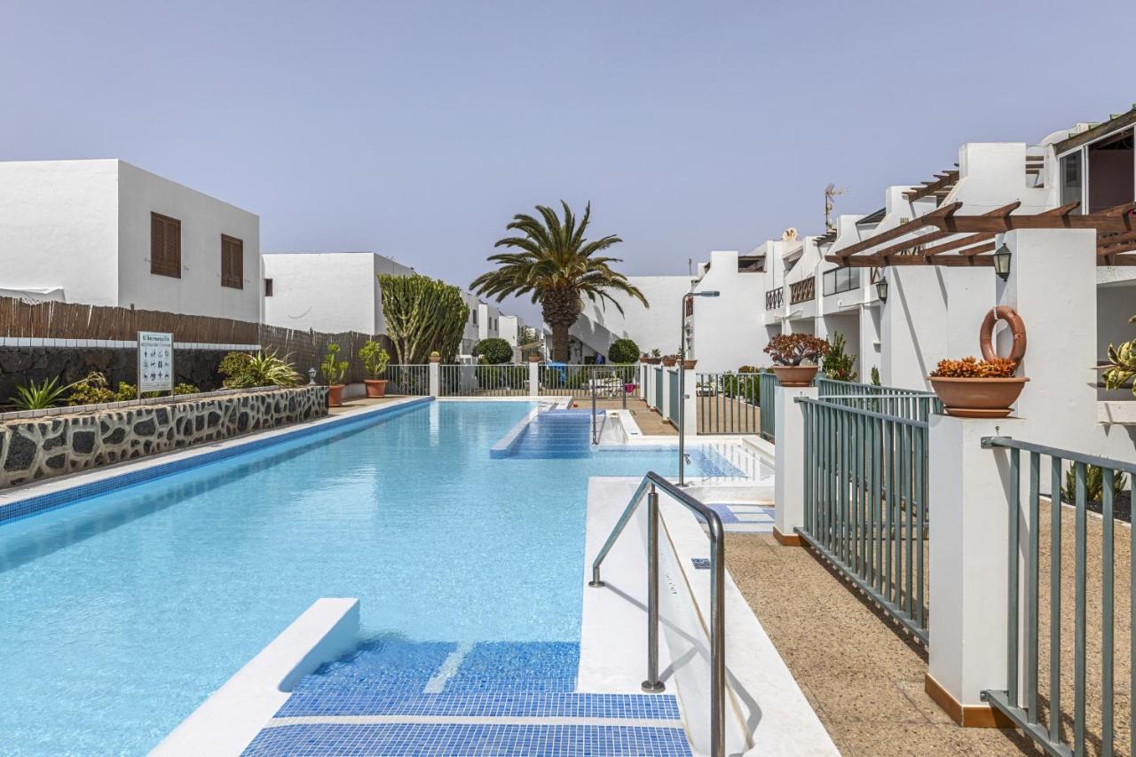 Hola Arnage Pool View Apartment Puerto del Carmen  Ngoại thất bức ảnh